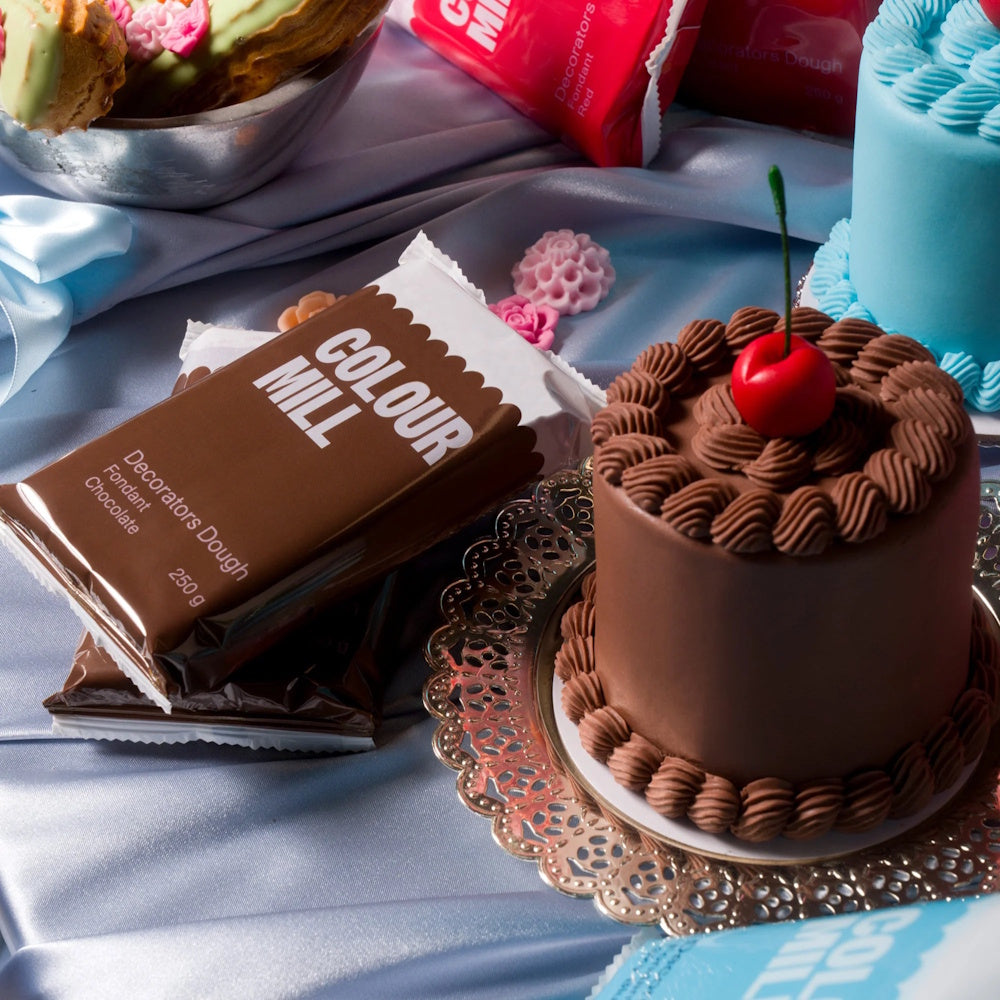 Colour Mill Decorators Dough Fondant - Chocolate 1kg