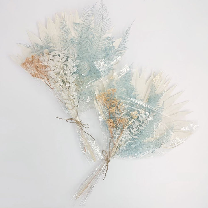 Dried Mixed Florals with Fan - Blue