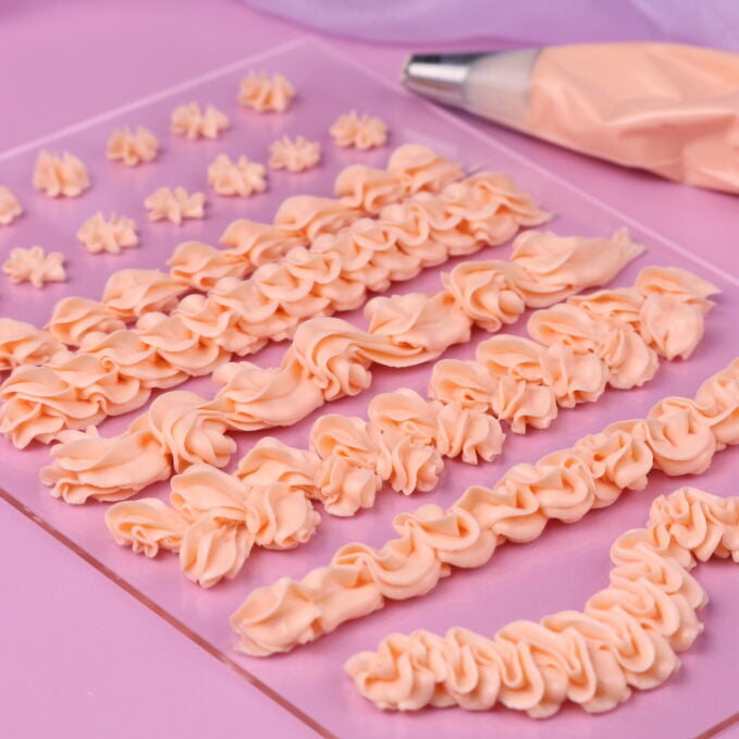 Loyal Drop Flower Piping Tip #883