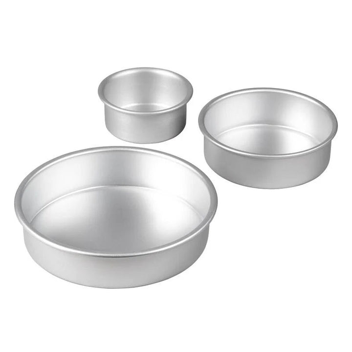 Wilton 3-Piece Round Cake Pan Set (4-6-8in)